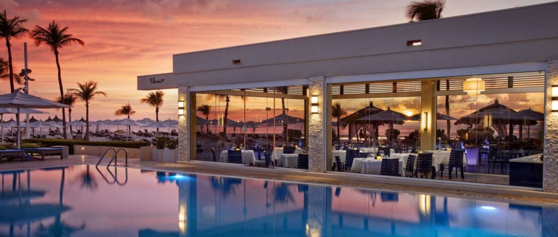 Aruba restaurants on the water 