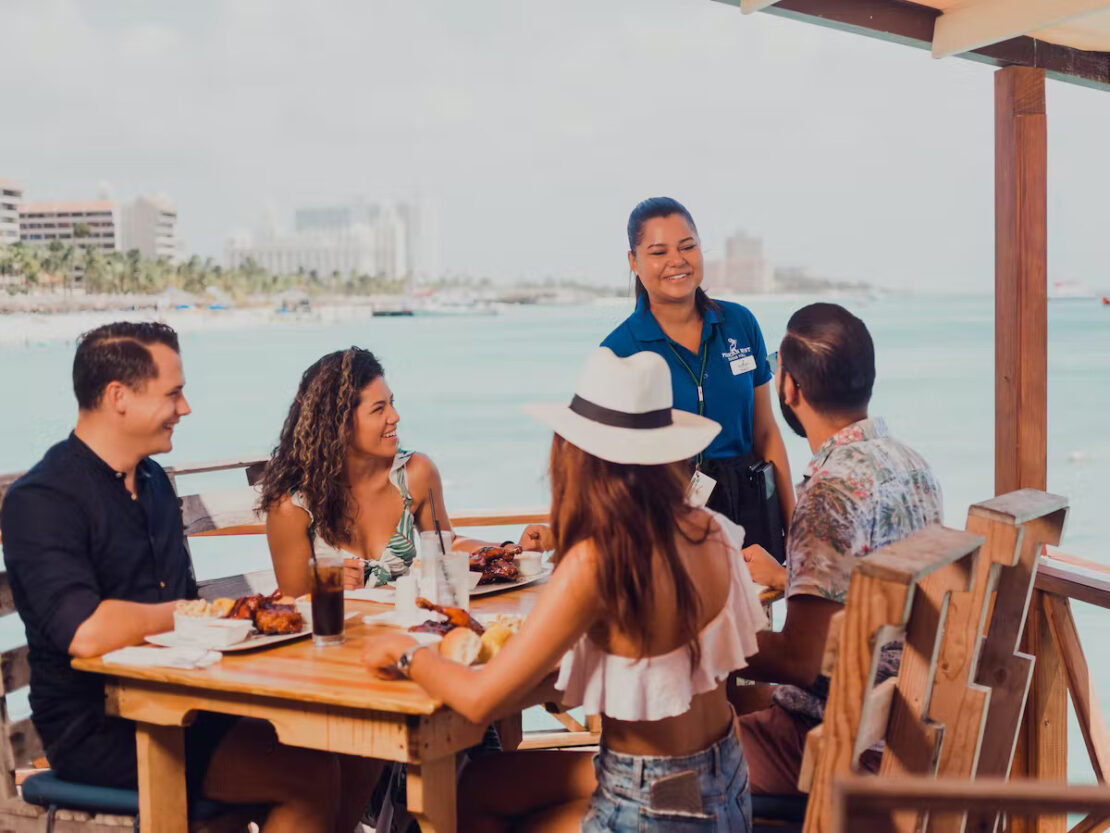 Aruba restaurants on the beach